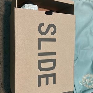 brand new black Yeezy slides !!!